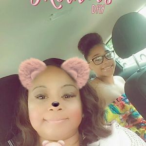 Meet your Posher, Sharon